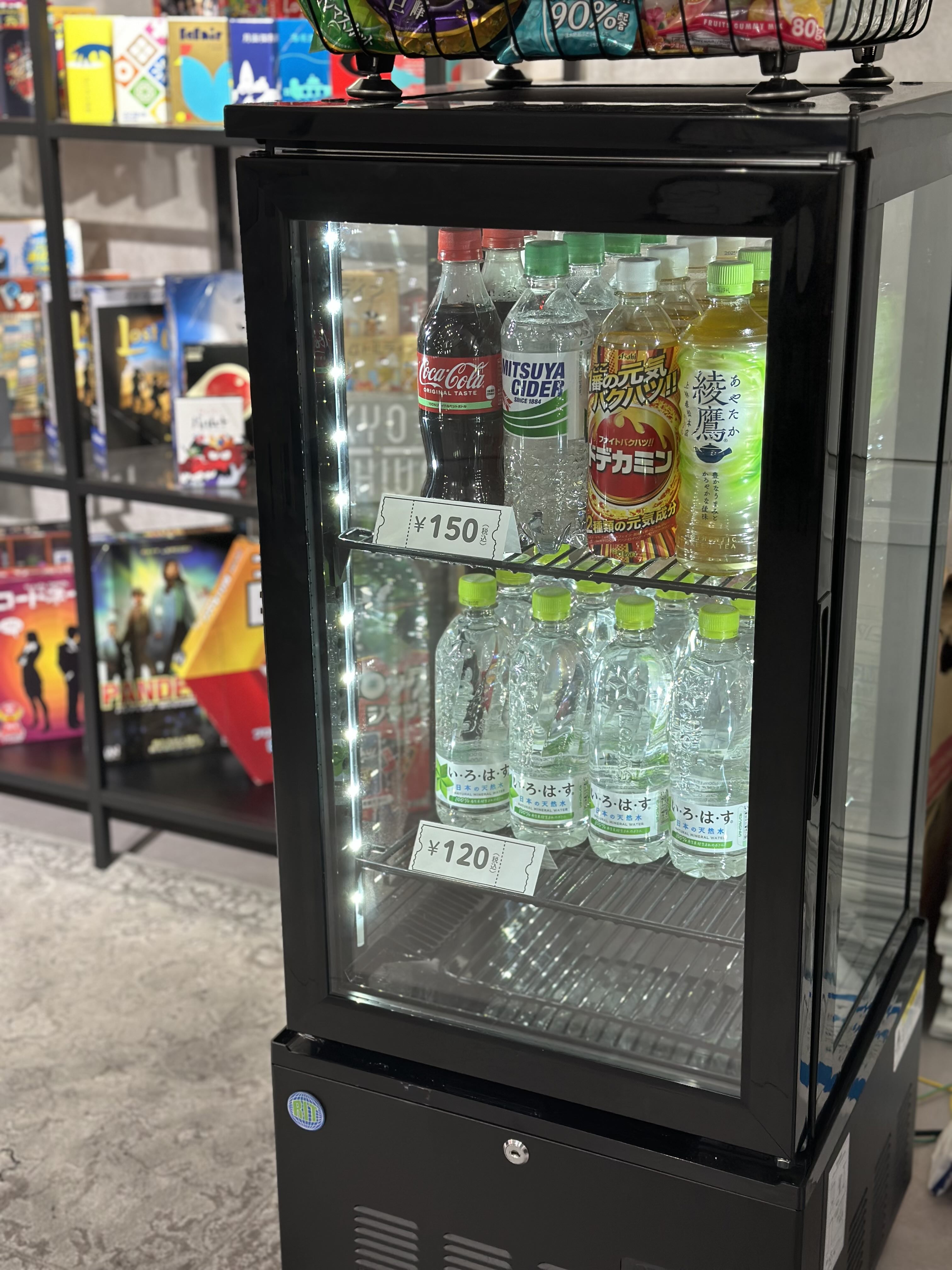 店内には多種多様なボードゲームをご用意しています